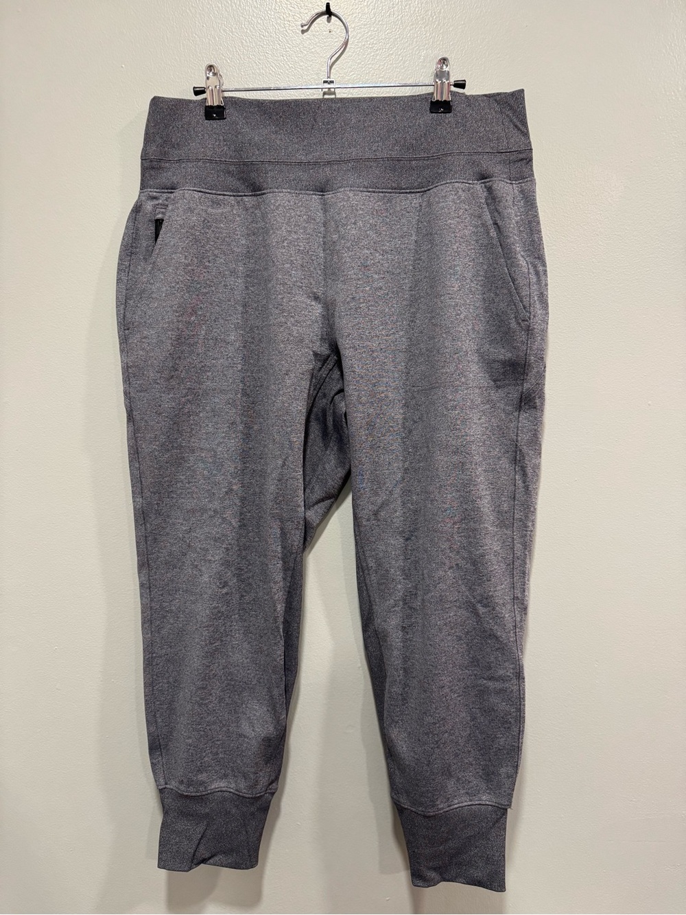 Athleta Venice Jogger In Grey Size Large Petite
